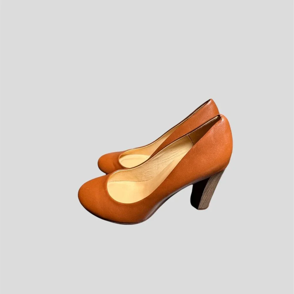 Kate Spade New York size 6.5 B tan pumps